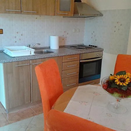Anita Apartment *